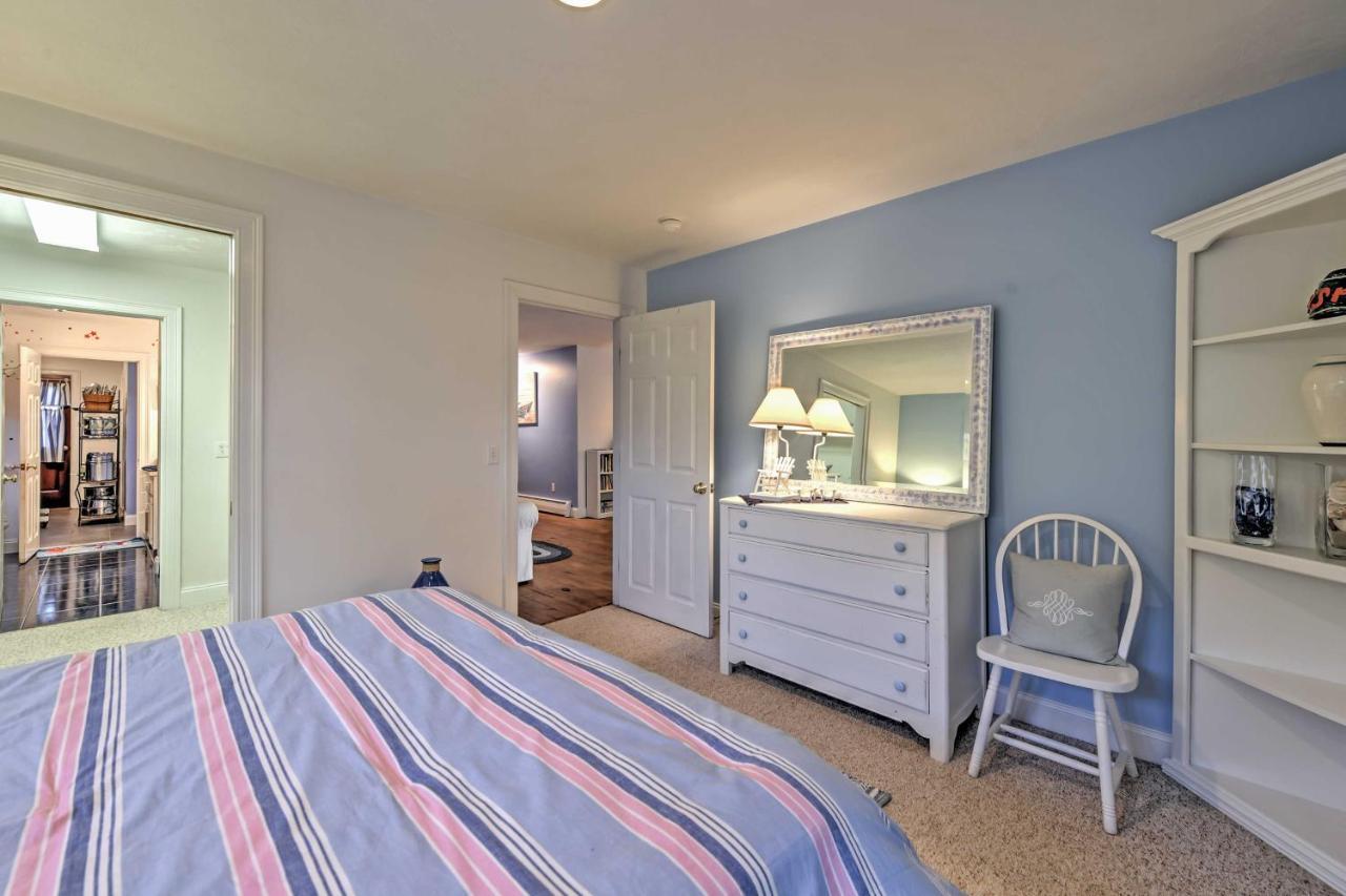 Nautical Bourne Apartment - 2 Mi To Monument Beach Bagian luar foto